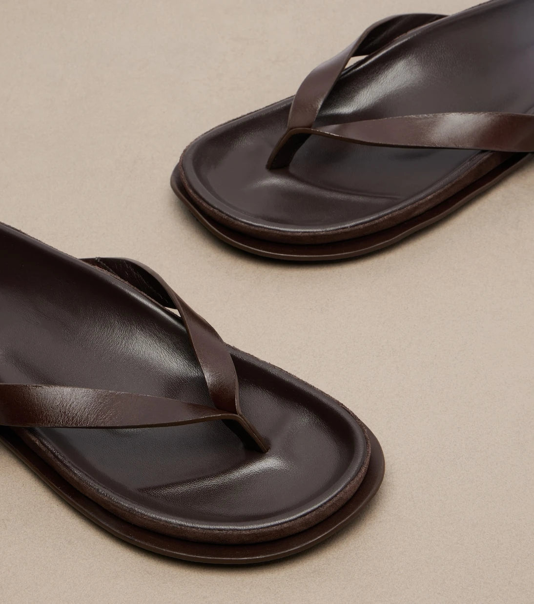 Jacquemus - Tatanes leather thong sandals