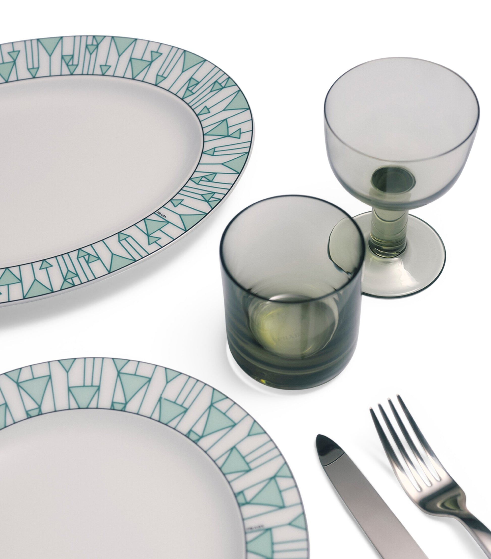 Medium Vienna Serving Plate (34cm)