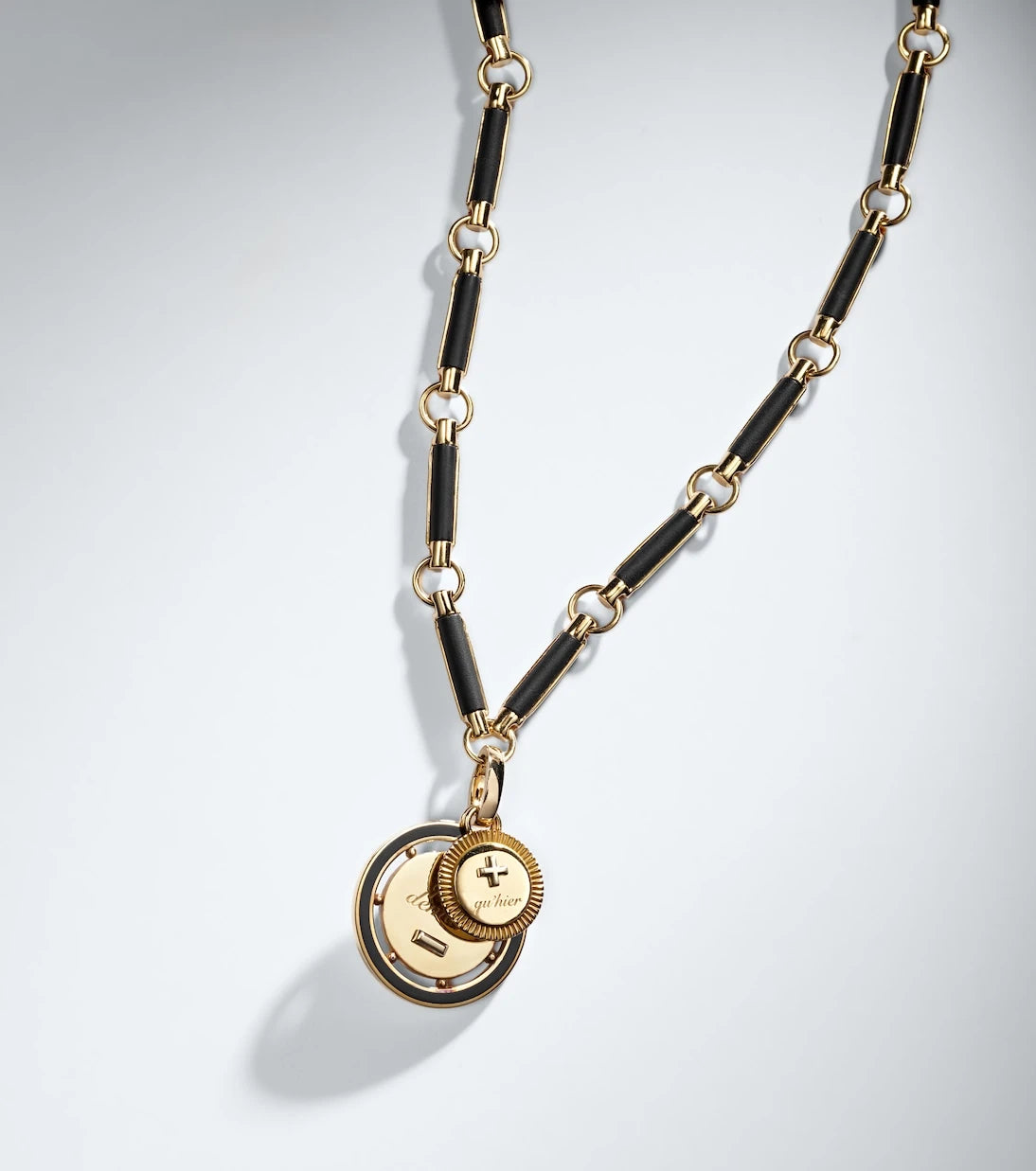 FoundRae - Ever Growing & Vivacity 18kt gold necklace with onyx