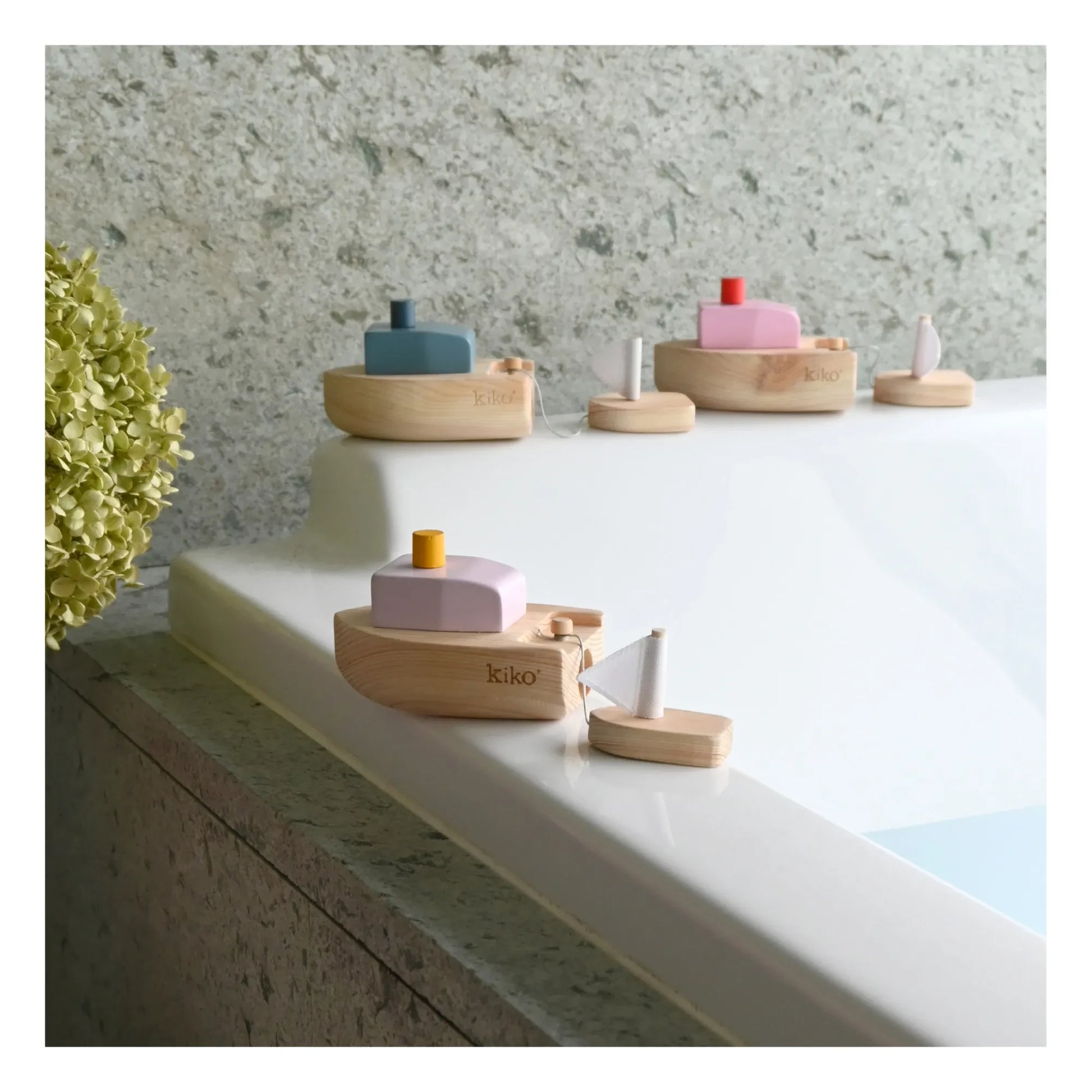 Kiko+ & gg* - Wooden Boat | Lavender