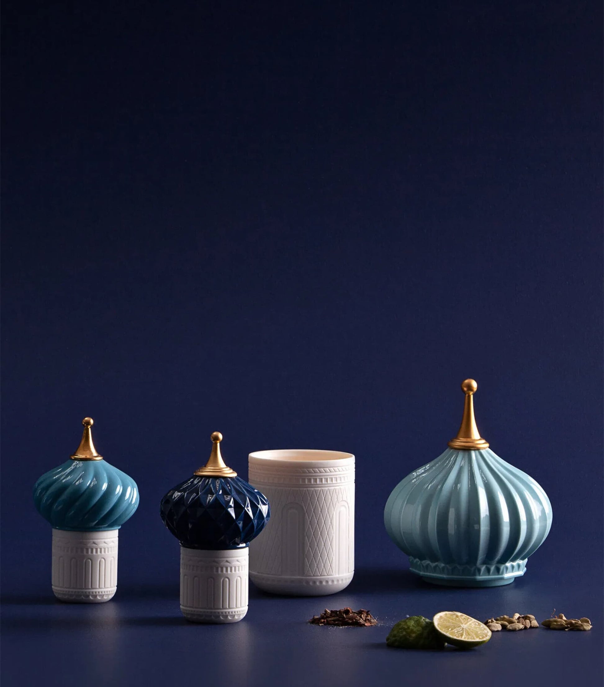 Lladró 1001 Lights Mauve Spire Candle (200g)