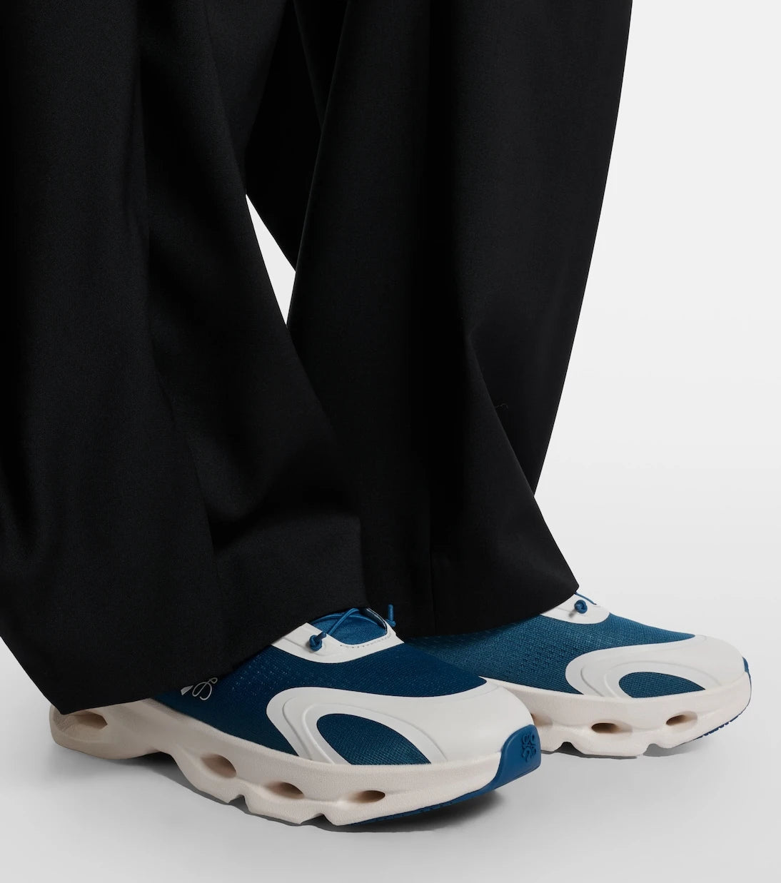 Loewe - x On Cloudsolo running shoes