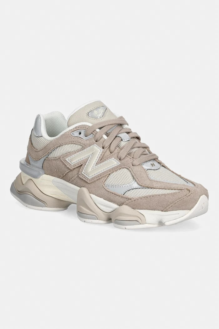 New Balance 9060 Kadın Spor Ayakkabı