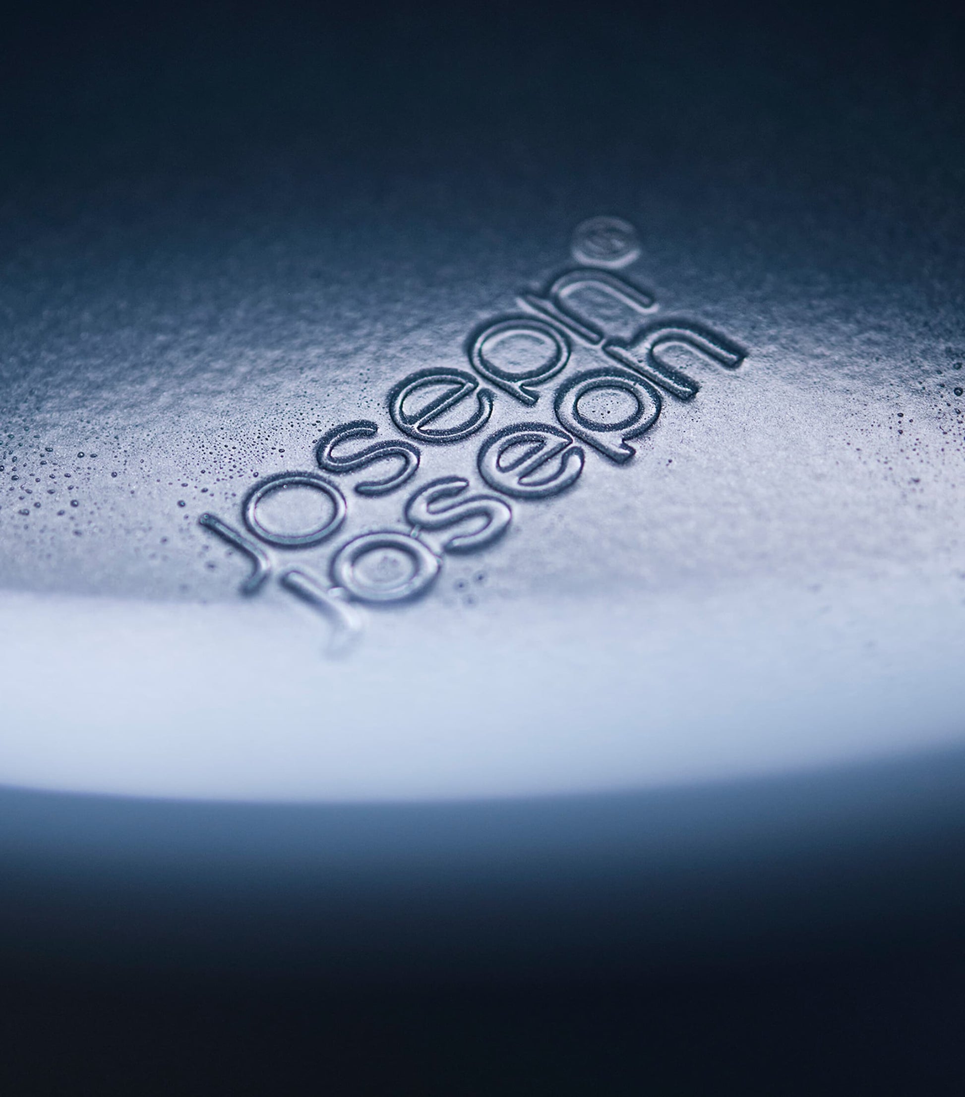 Set of 2 Non-Stick Nest Round Cake Tins