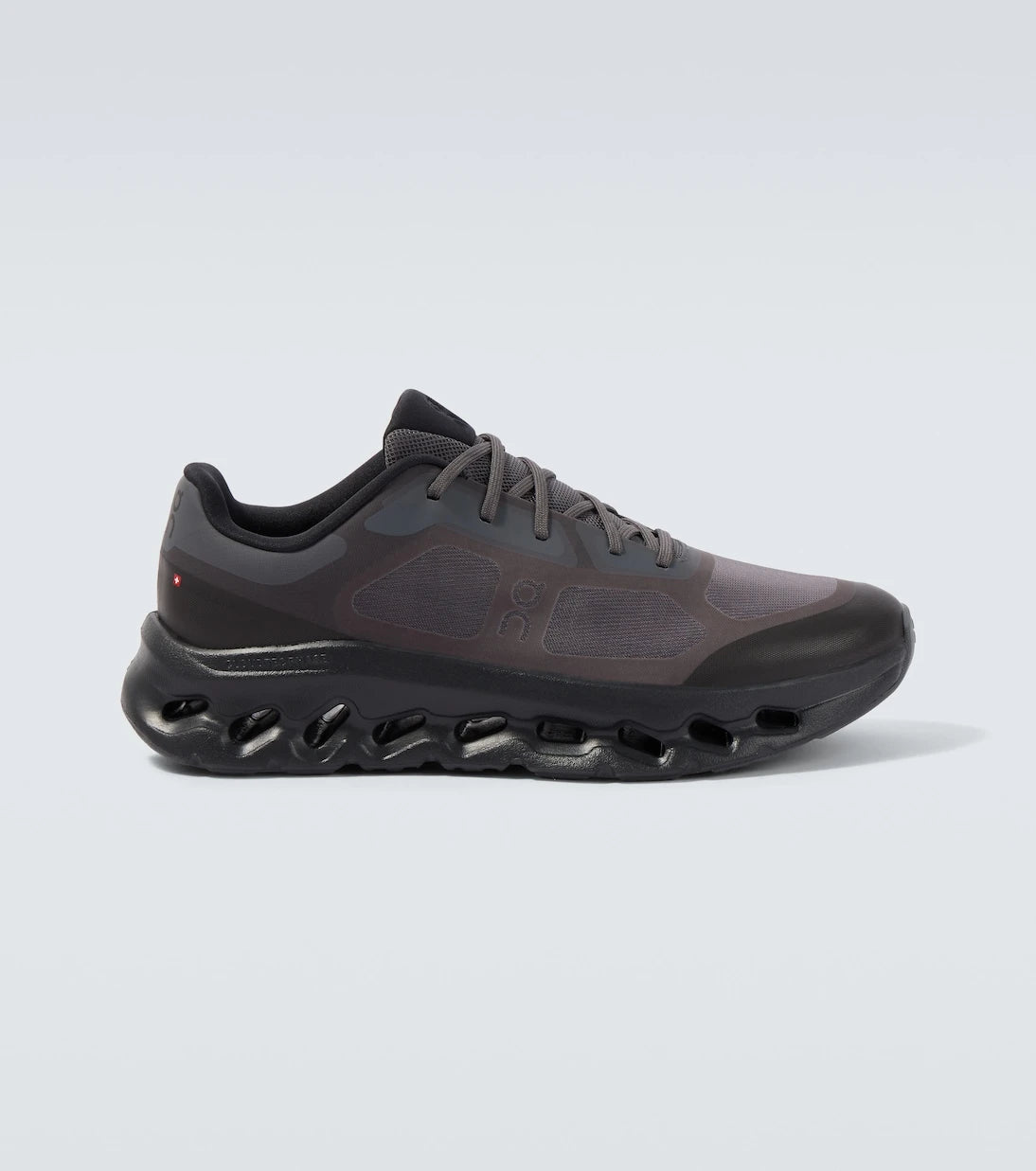 On - Cloudtilt Remix running shoes