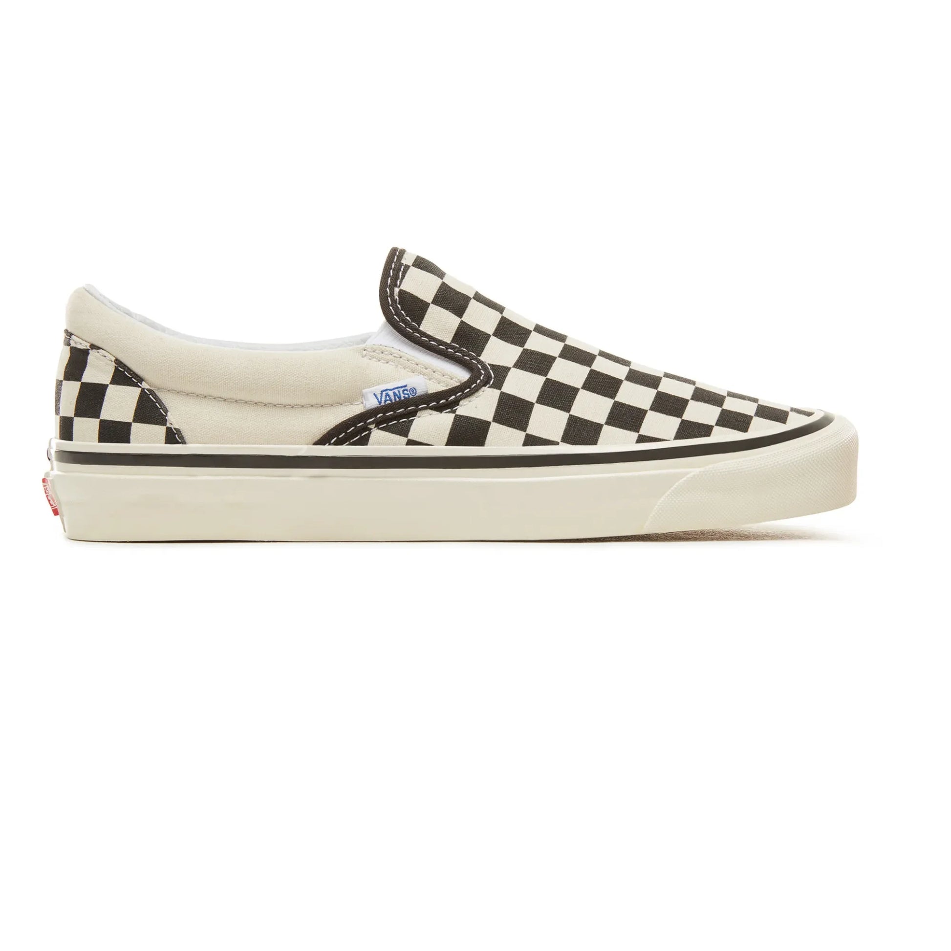 Vans - Checkerboard Classic Slip-Ons 98 DX Sneakers | Black