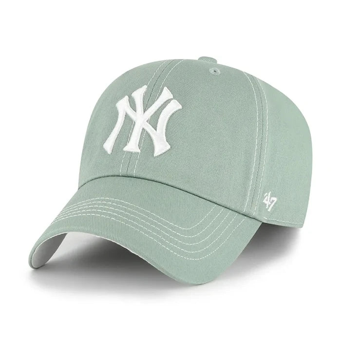 Памучна шапка с козирка 47 brand MLB New York Yankees
