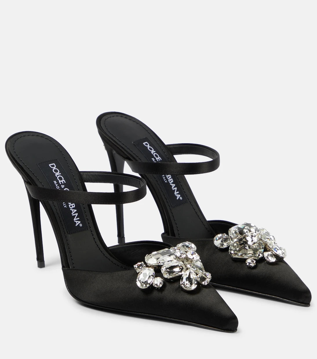 Dolce&Gabbana - حذاء مفتوح من الساتان مزين بالكريستال