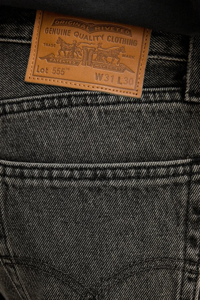 Levi's 555™ Rahat Düz Kesim Jean