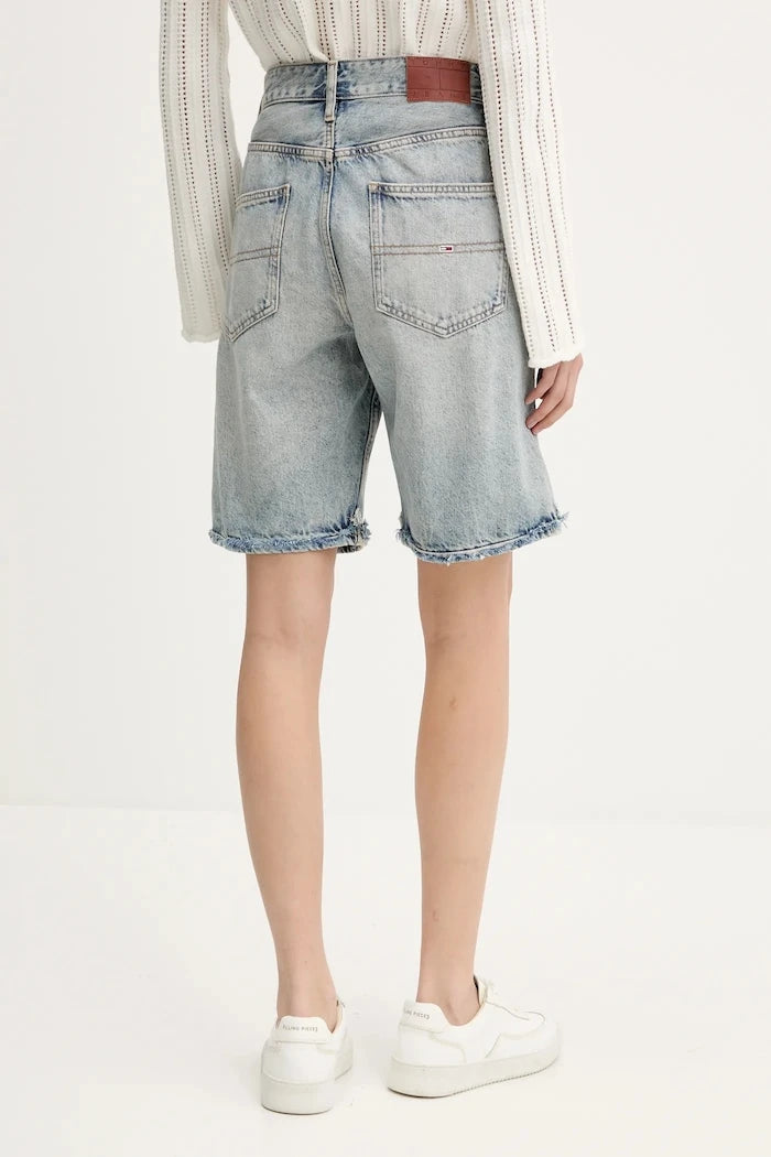 Дънков къс панталон Tommy Jeans