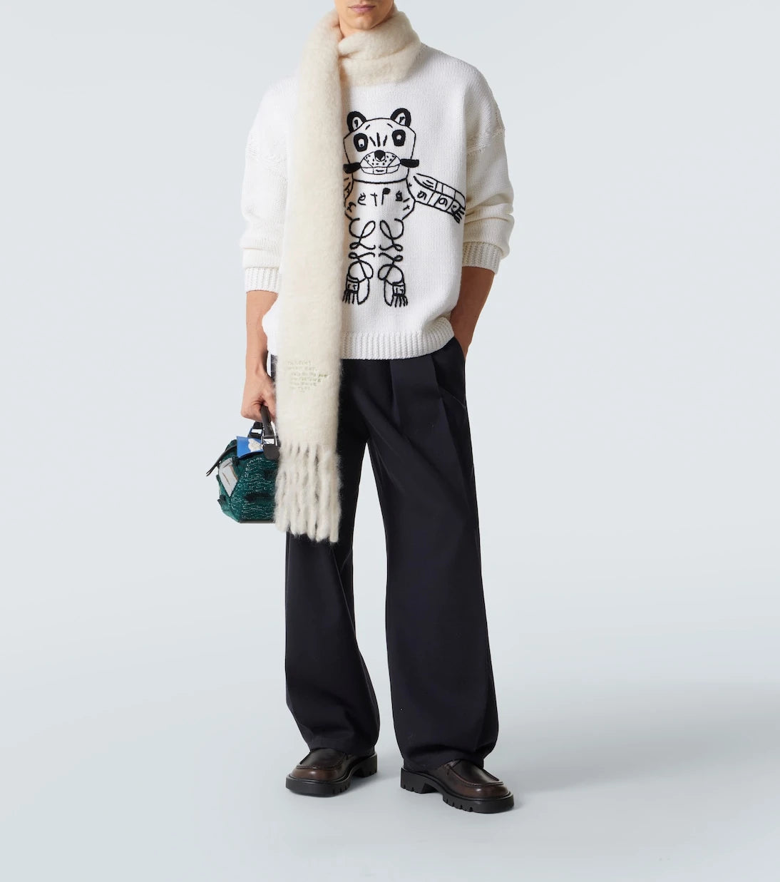 Loewe - سترة صوفية مطرزة من لويس وين