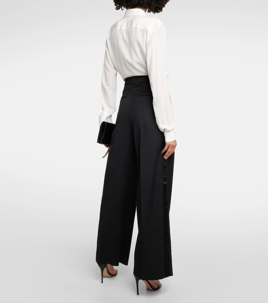 Wardrobe.NYC - بنطلون واسع الساقين من الصوف البكر ومطوي