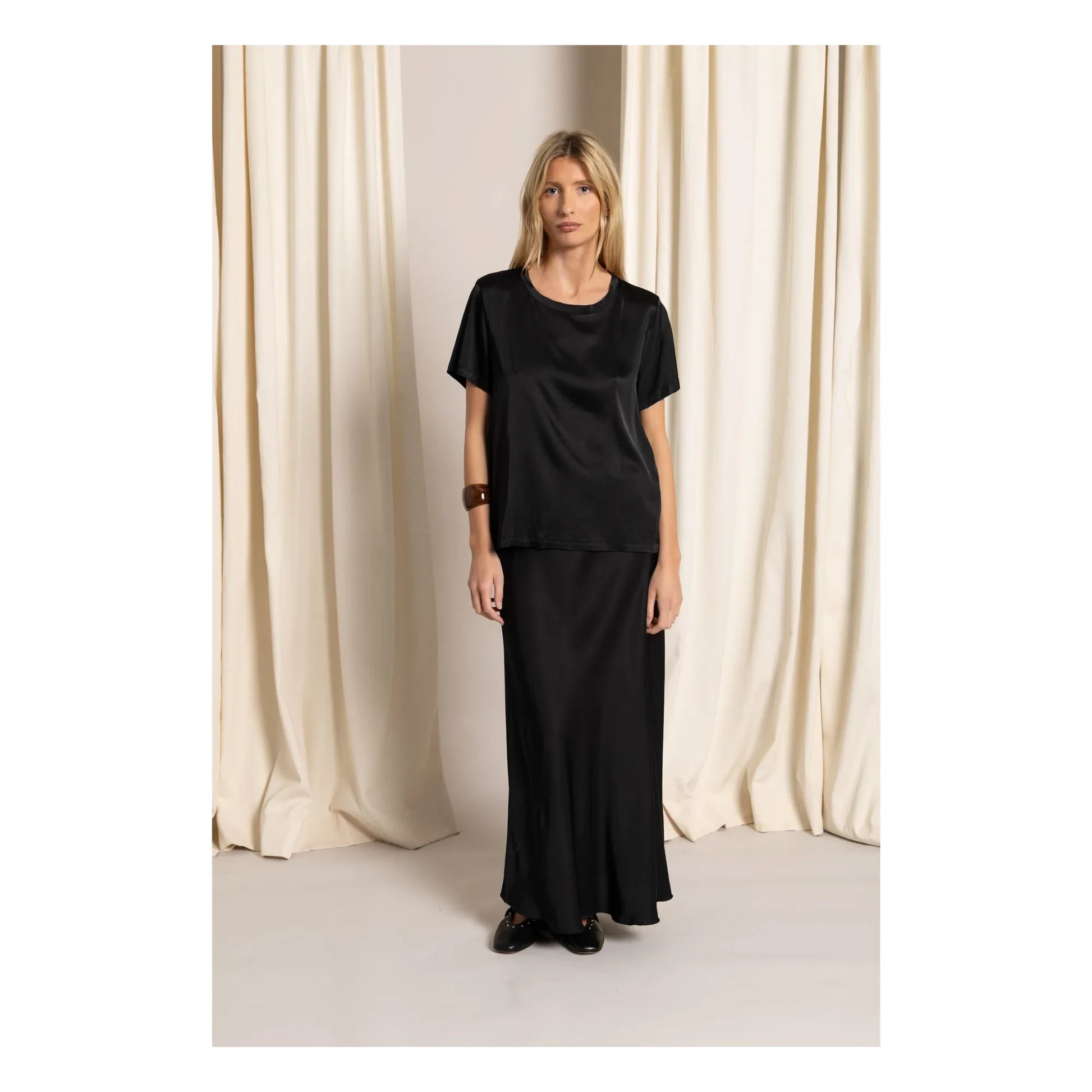Smallable Woman - Selena T-shirt | Black