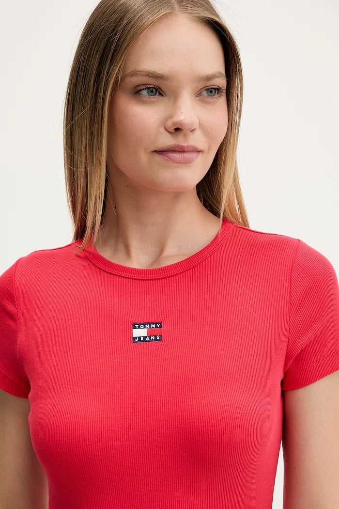 Tommy Jeans kadın pamuklu elastan tişört