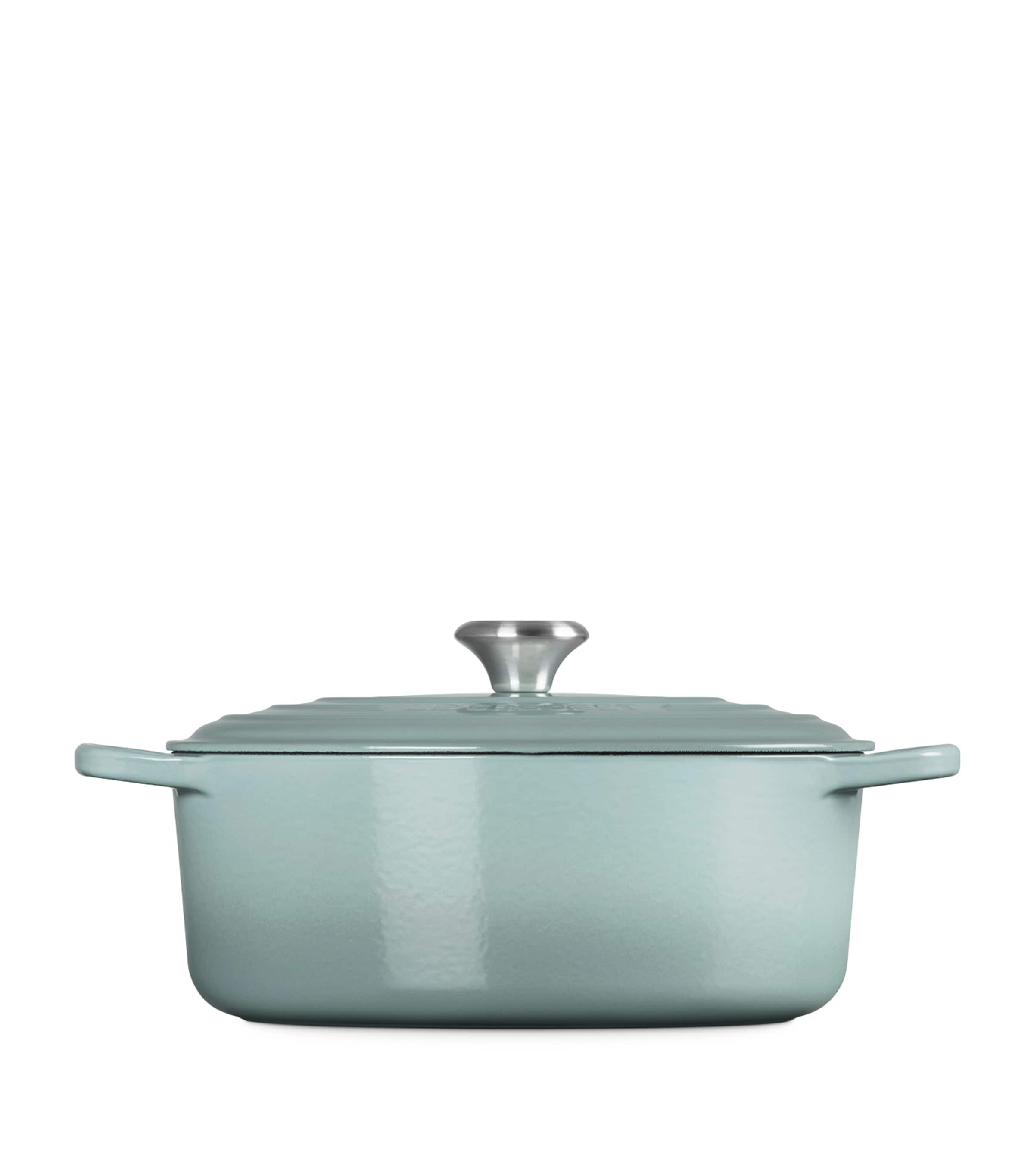 Cast Iron Oval Casserole Dish (29cm)