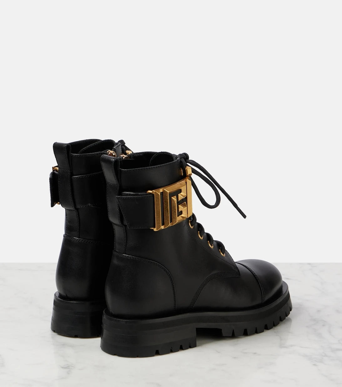 Balmain - حذاء Romy طويل برباط من الجلد