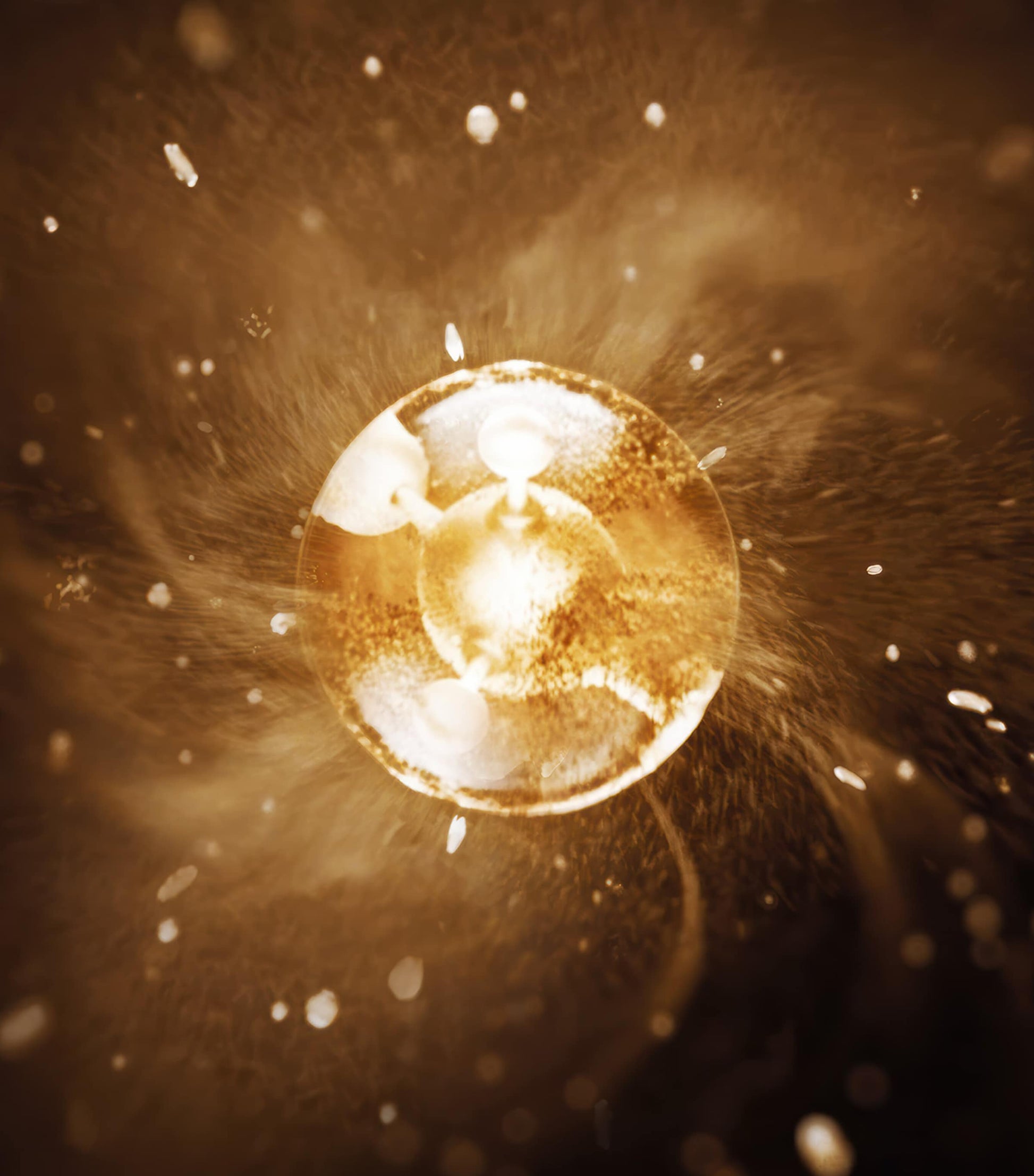 Pure Gold Radiance Eye Cream (20ml)