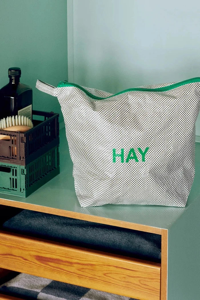 Комплект сашета HAY Candy Mono Wash Bag (3 броя)