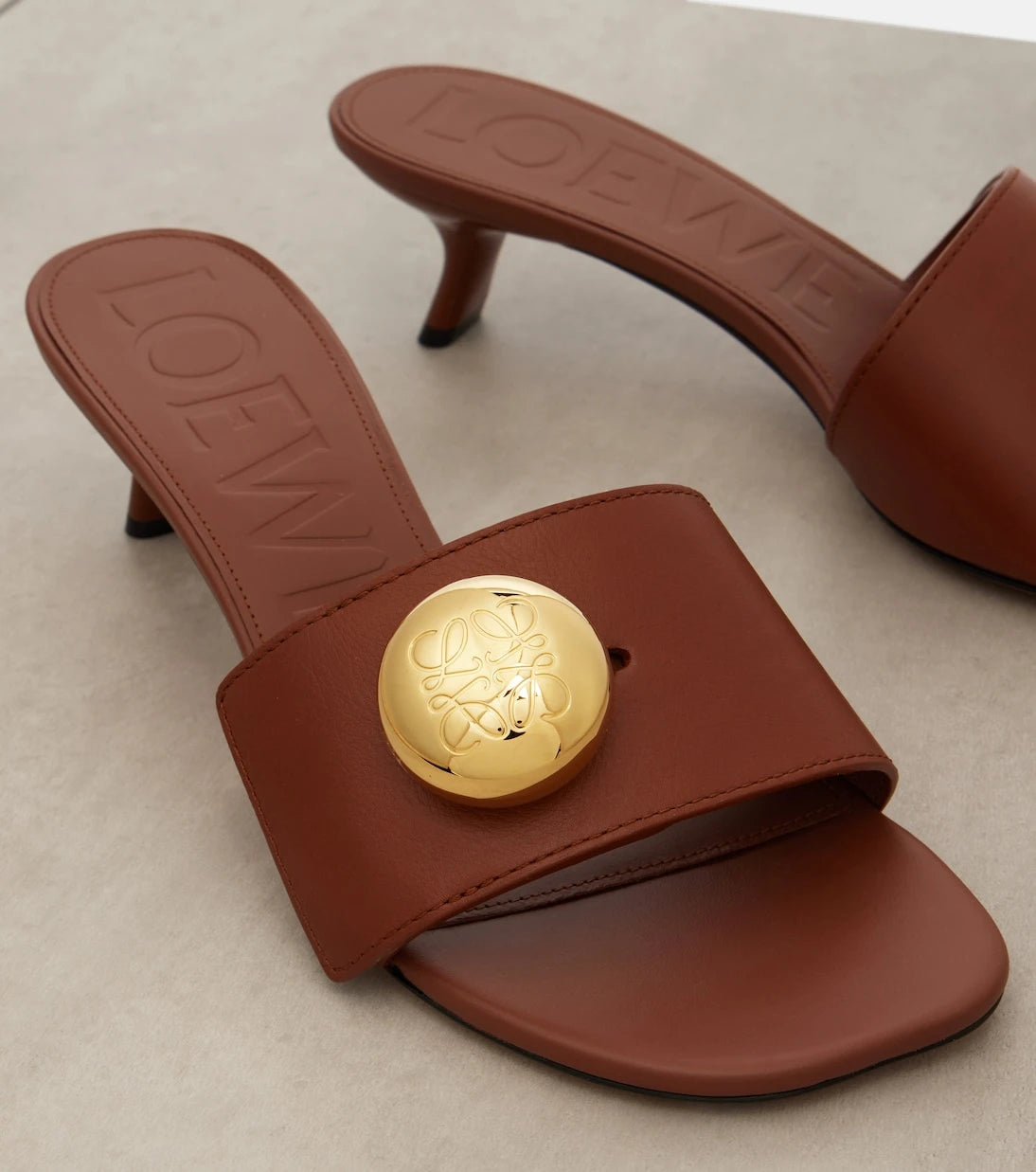 Loewe - Pebble Anagram leather mules