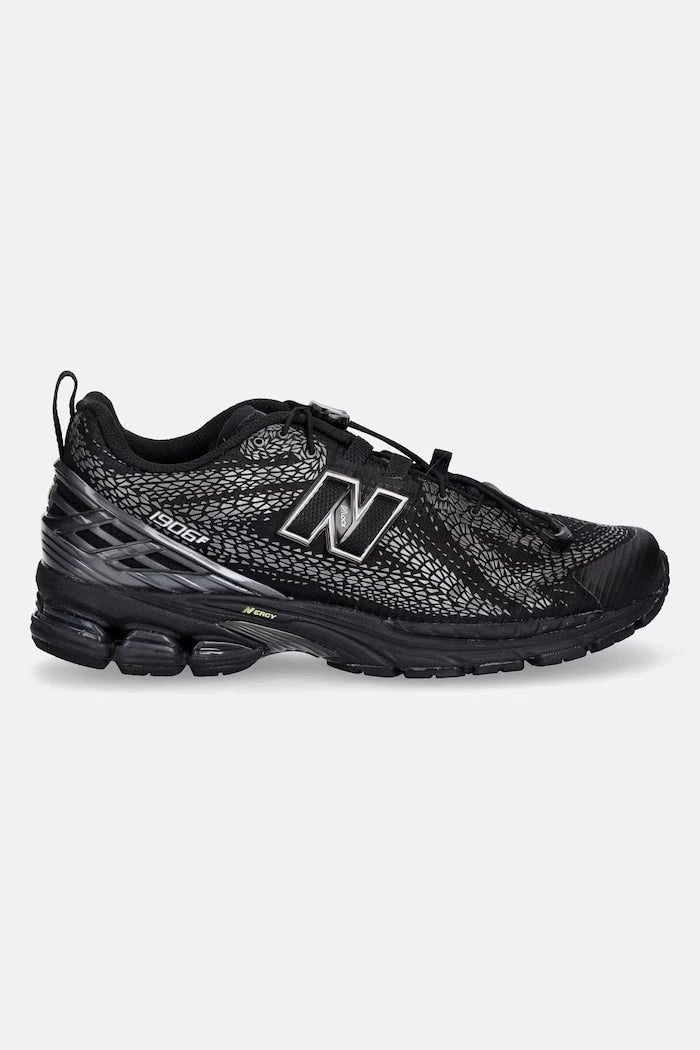 New Balance 1906 Sneakers