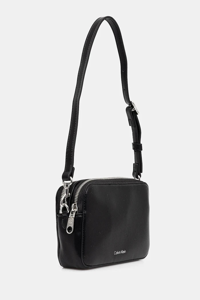 Calvin Klein чанта crossbody дамска от имитация на кожа