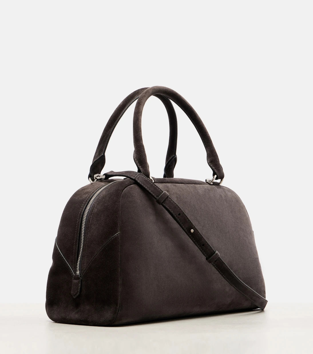 Givenchy - حقيبة توت Antigona East-West Medium من جلد الشامواه