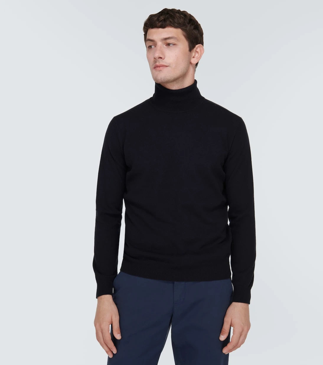 Loro Piana - سترة عنق السلحفاة من الكشمير