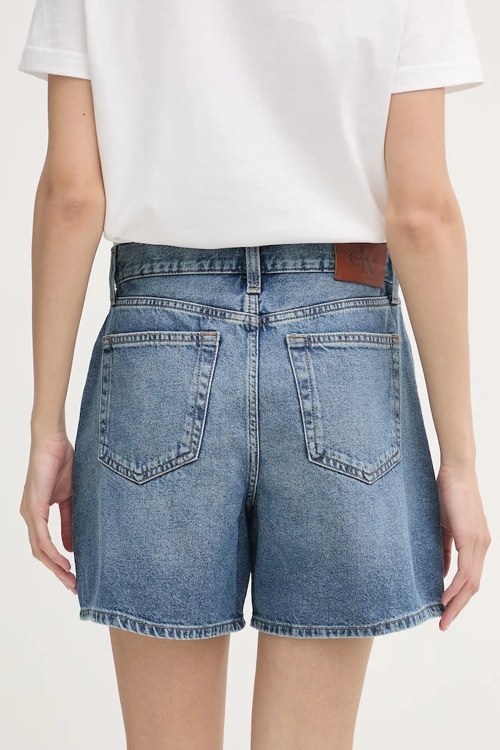 Calvin Klein Jeans kadın denim kısa şort