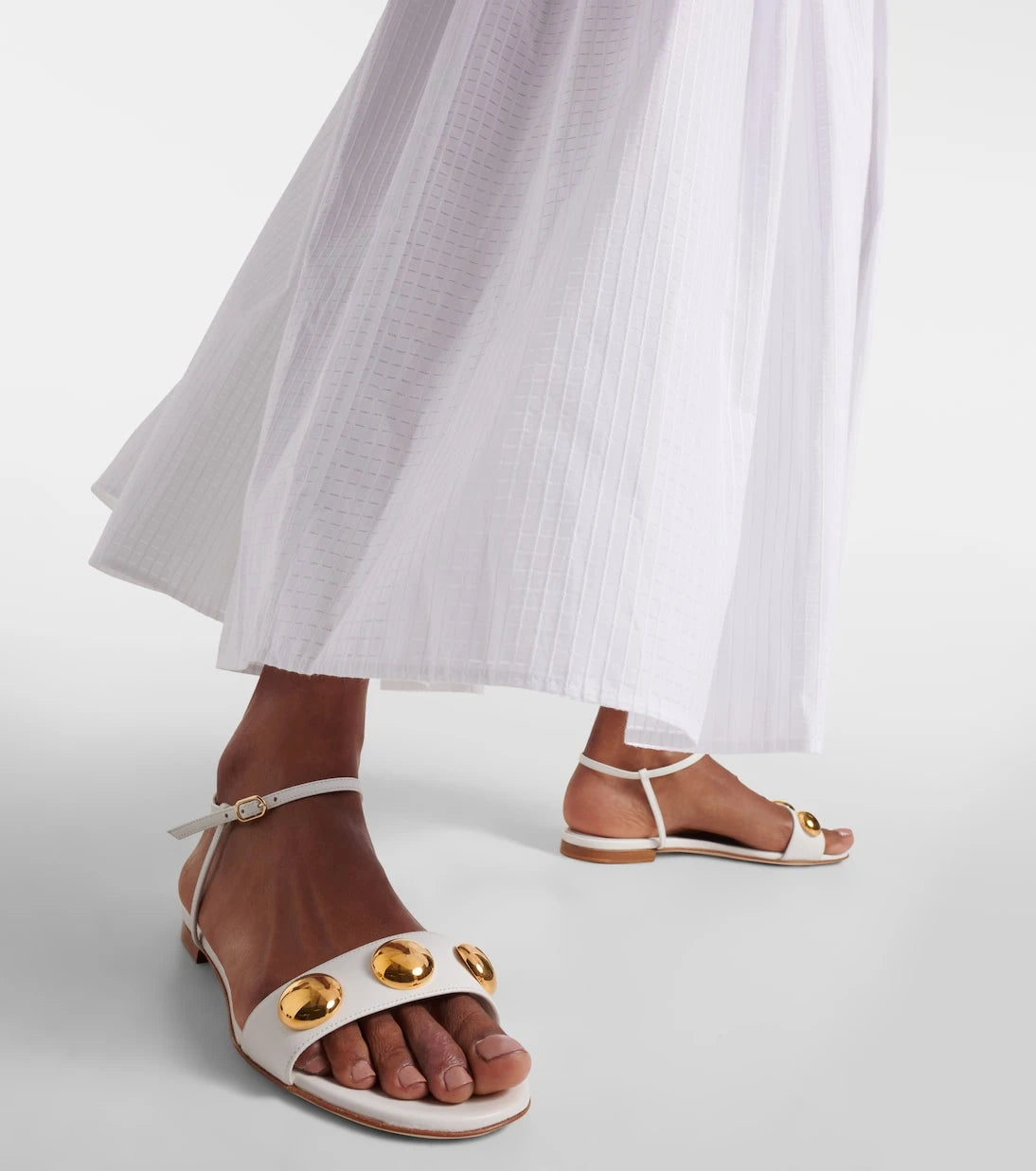 Manolo Blahnik - Chaouhen embellished leather sandals