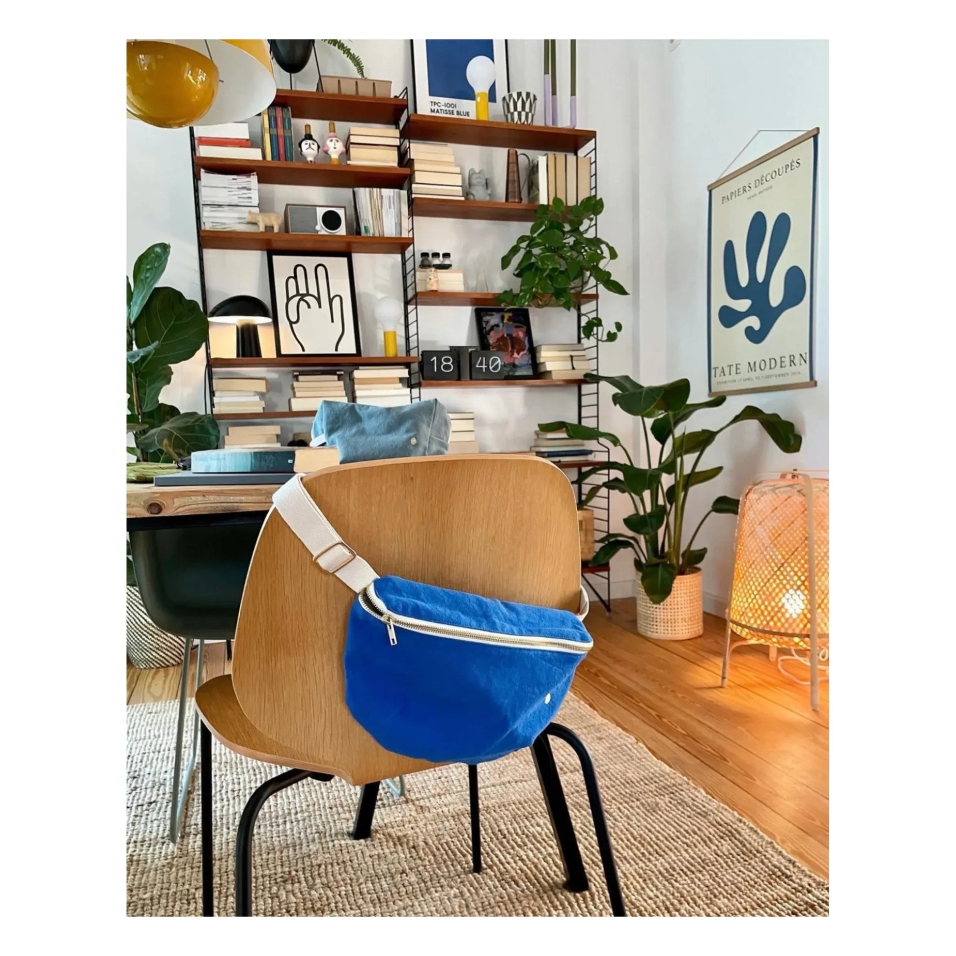 La cerise sur le gâteau - Iona banana | Electric blue