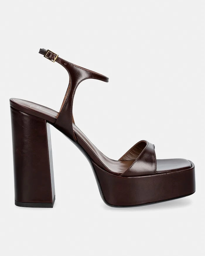 Giuseppe Zanotti сандали с дебел ток от кожа Biarritz