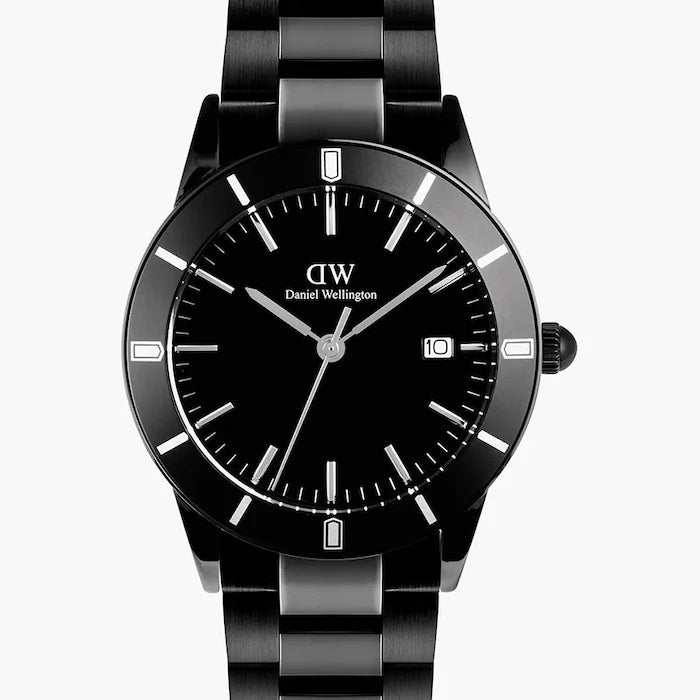 Часовник Daniel Wellington