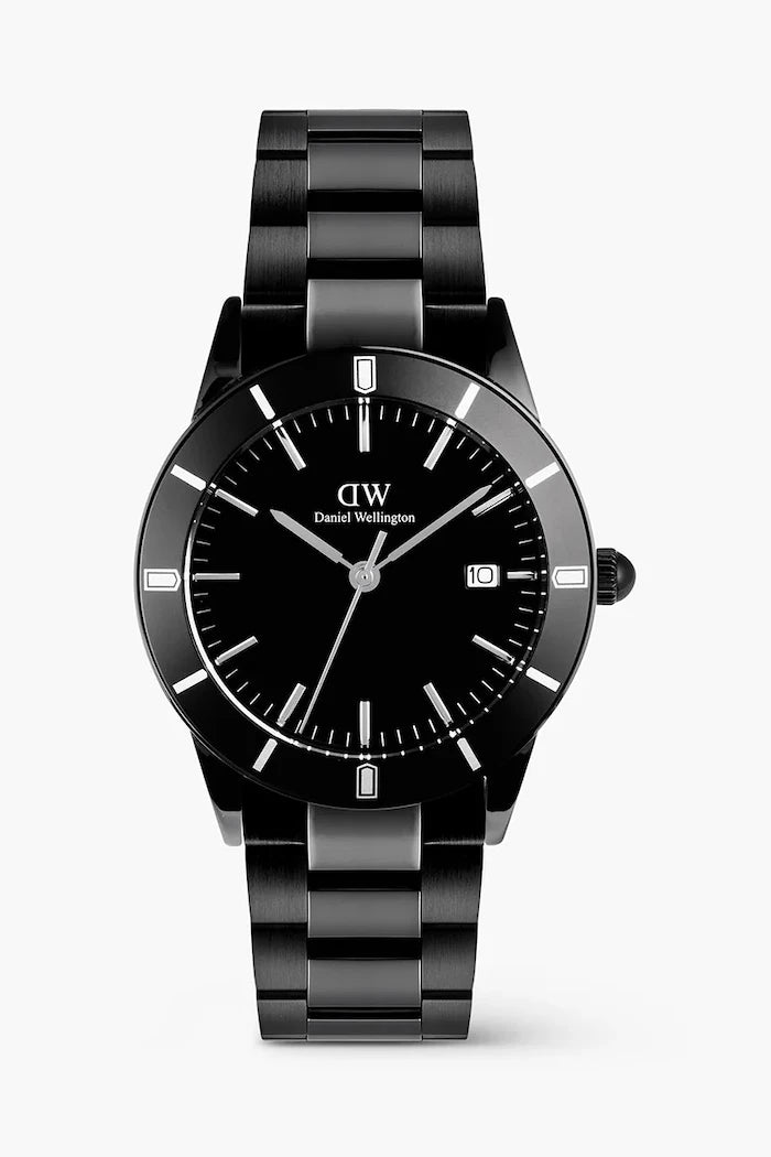 Часовник Daniel Wellington