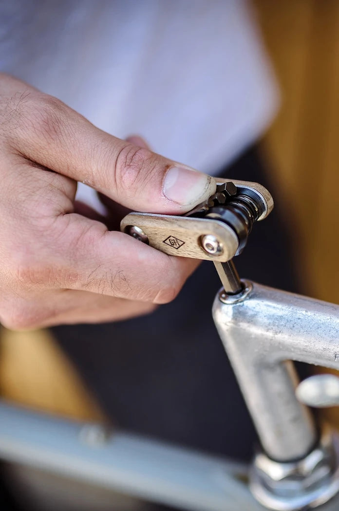 Gentelmen's Hardware Çok Amaçlı Bisiklet Aracı