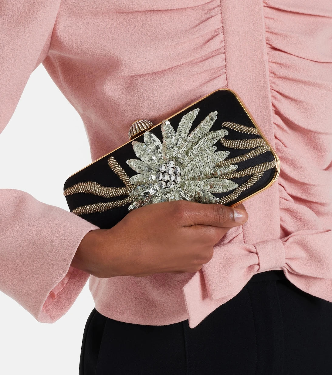 Valentino Garavani - Carry Secrets embellished clutch