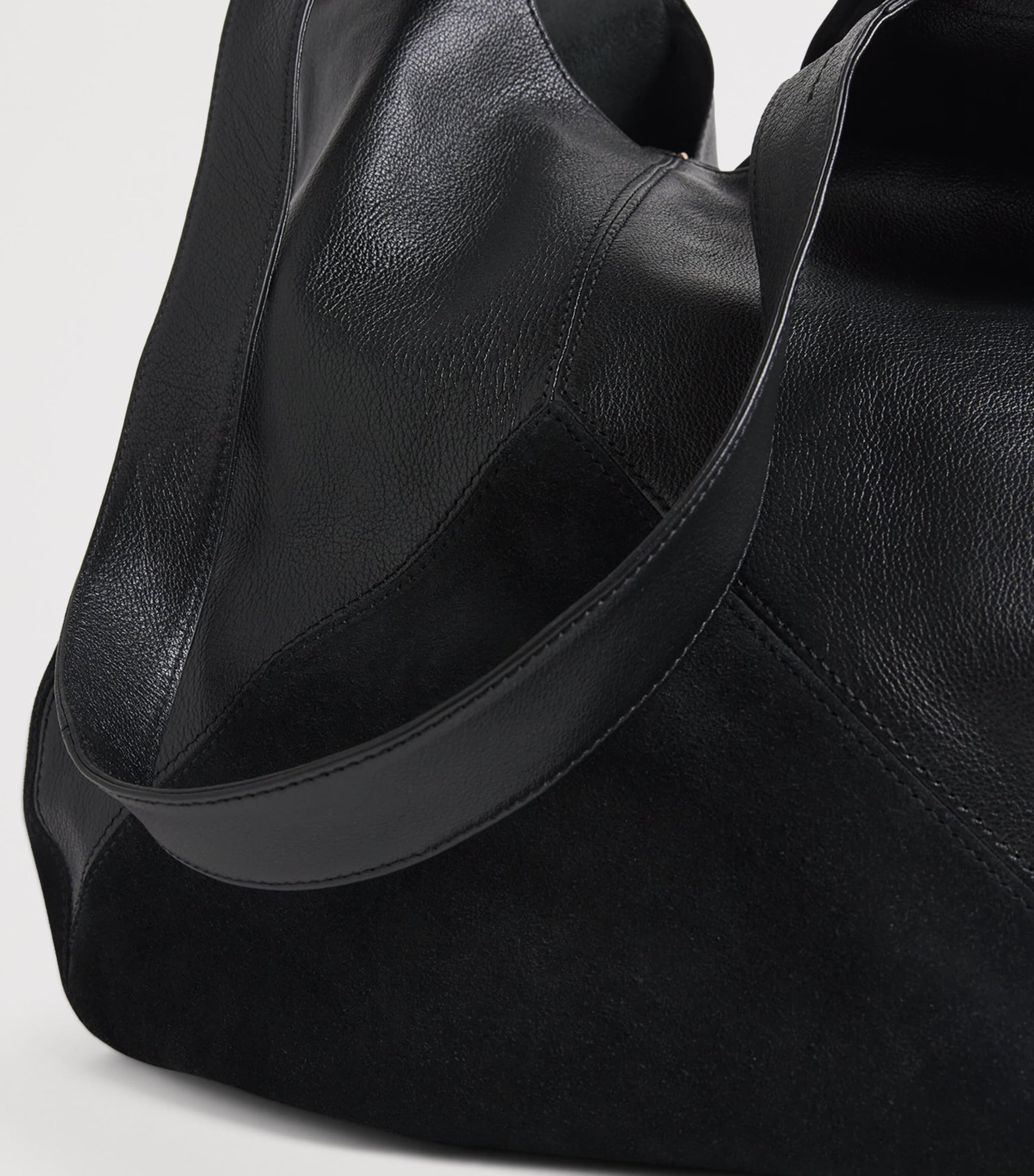 Chloé Black Panelled Calfskin Balloon Tote Bag