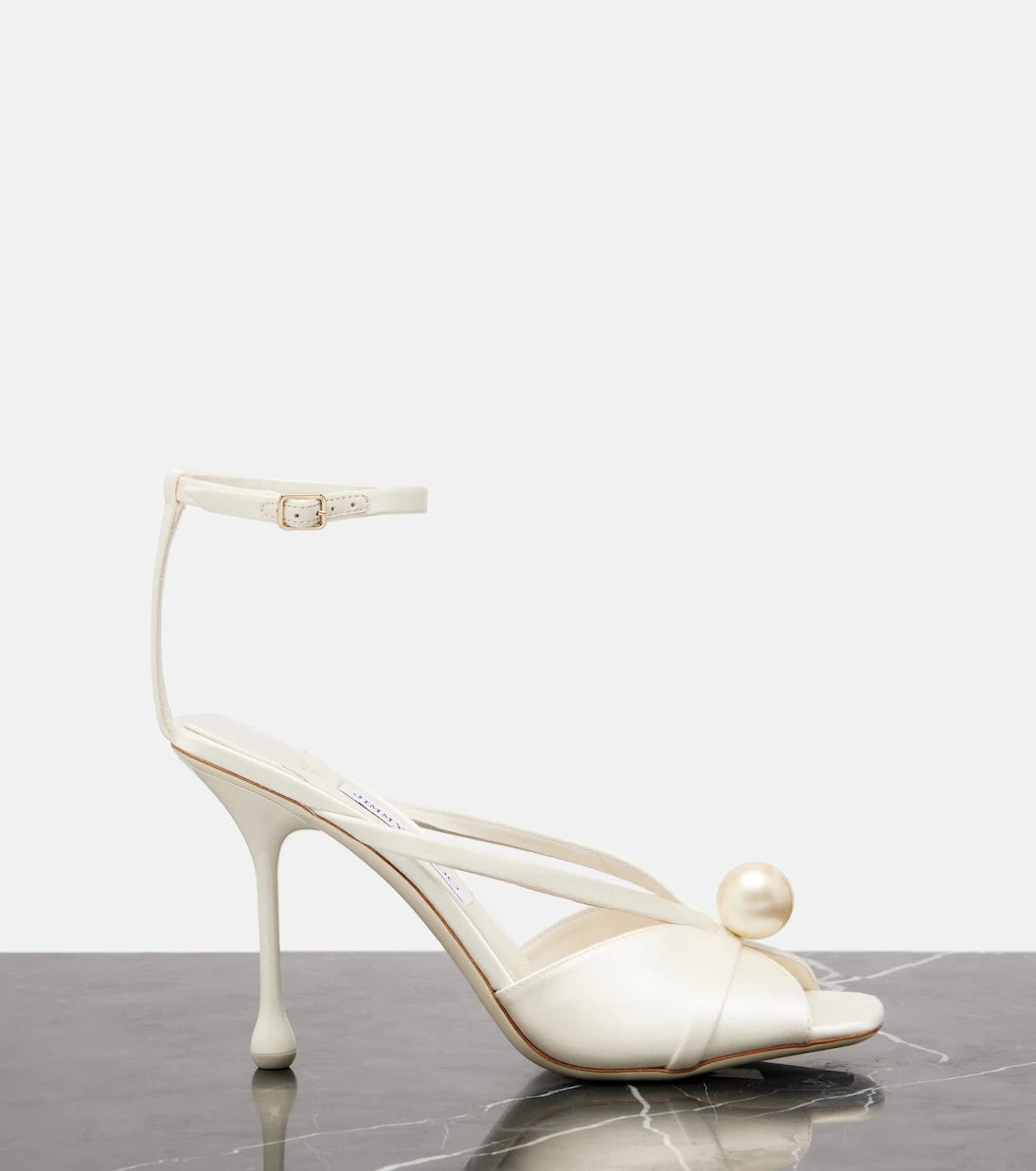 Jimmy Choo - صندل سيفا 95 من الساتان المزين