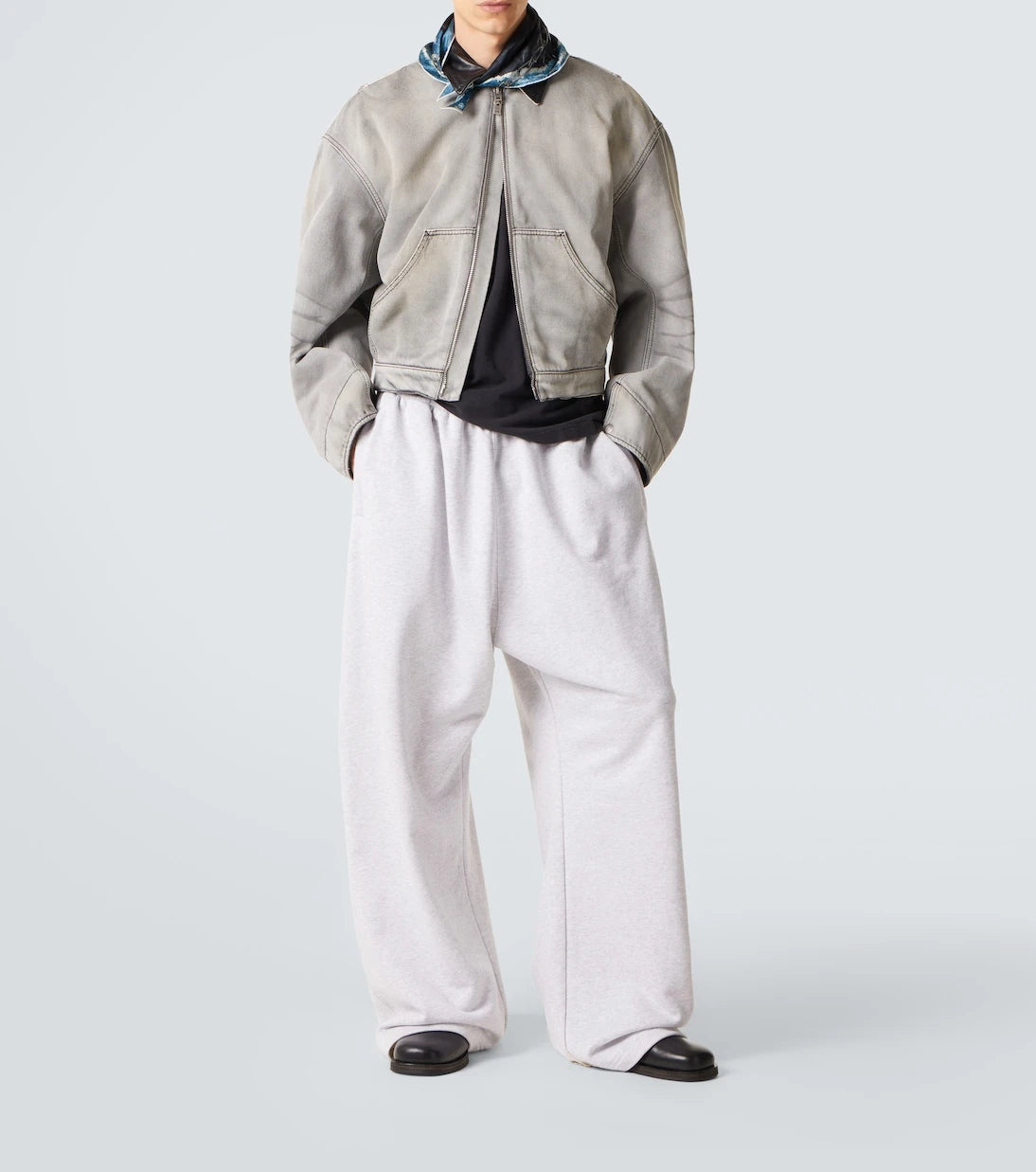 Acne Studios - جاكيت دينم بحواف جلدية