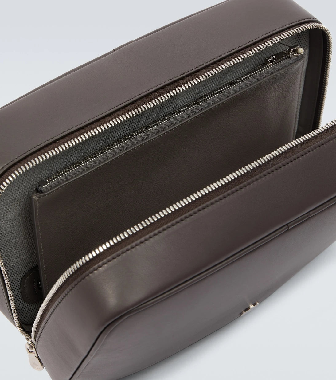 Brunello Cucinelli - Leather toiletry bag