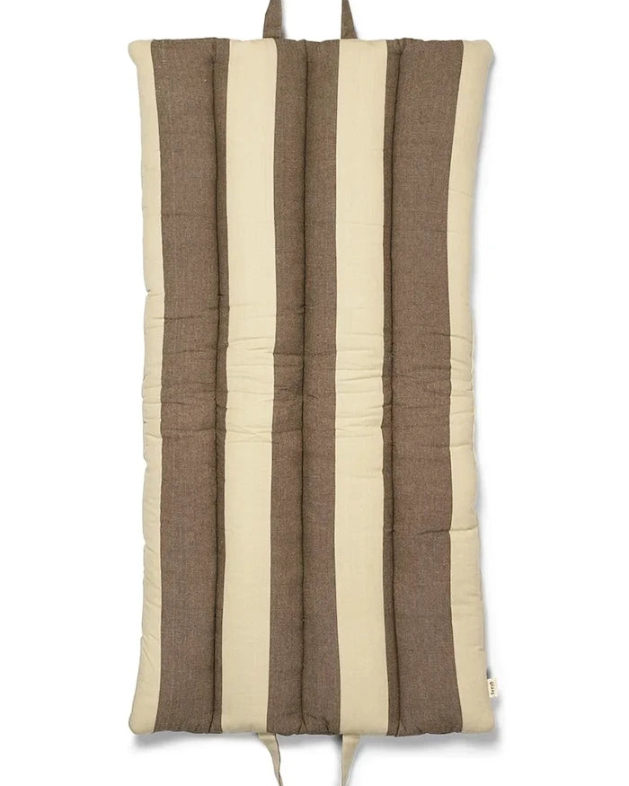 ferm LIVING sandalye minderi
