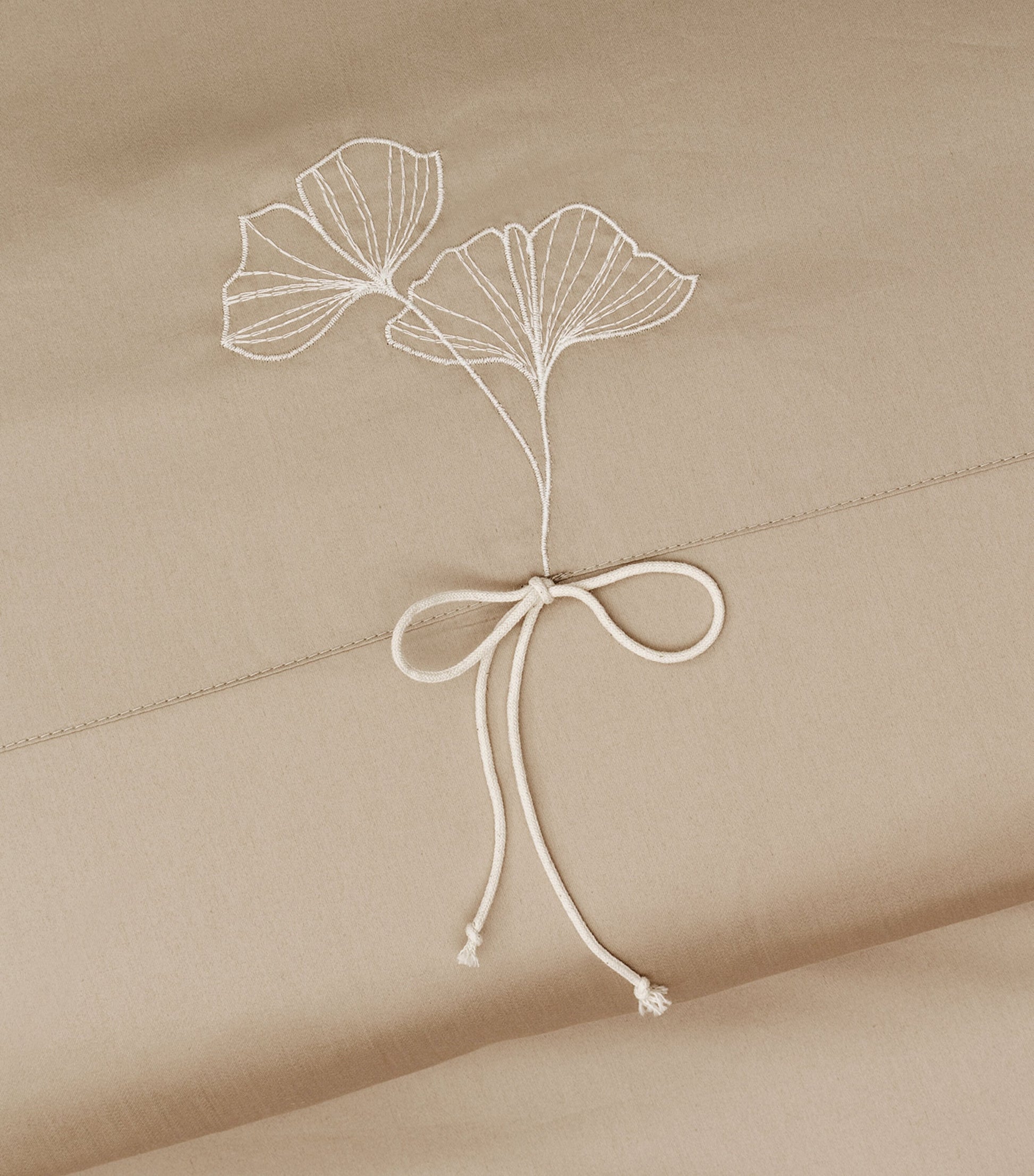 Organic Cotton Core Blossom Super King Duvet Cover (260cm x 240cm)