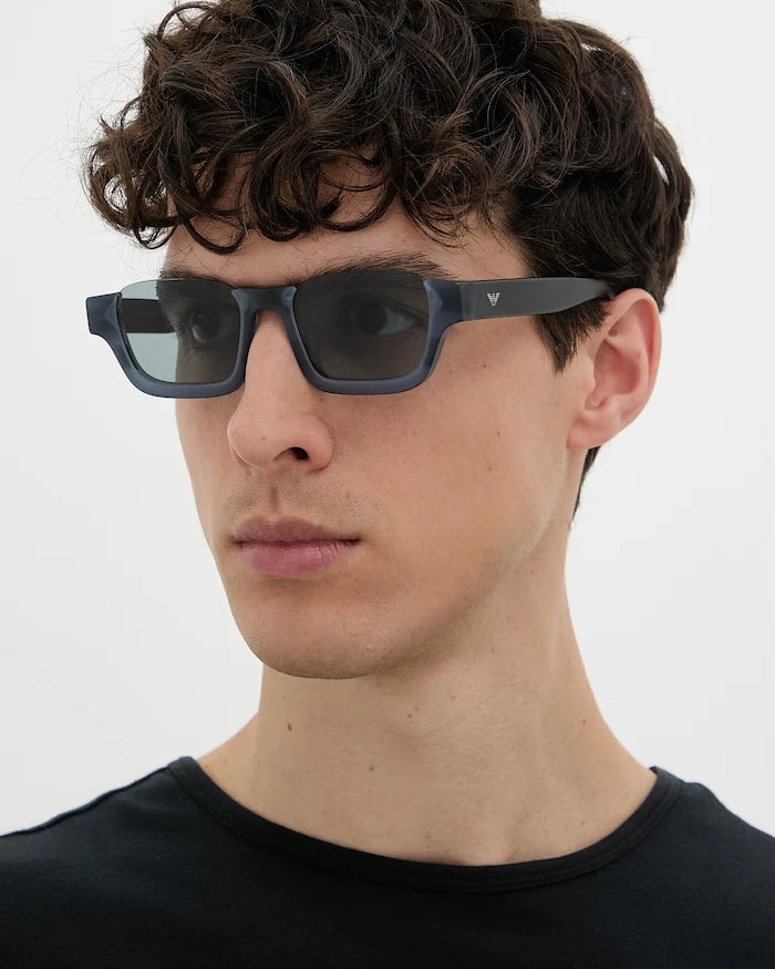 Emporio Armani Kare Güneş Gözlüğü