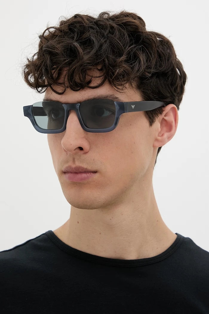 Emporio Armani Kare Güneş Gözlüğü