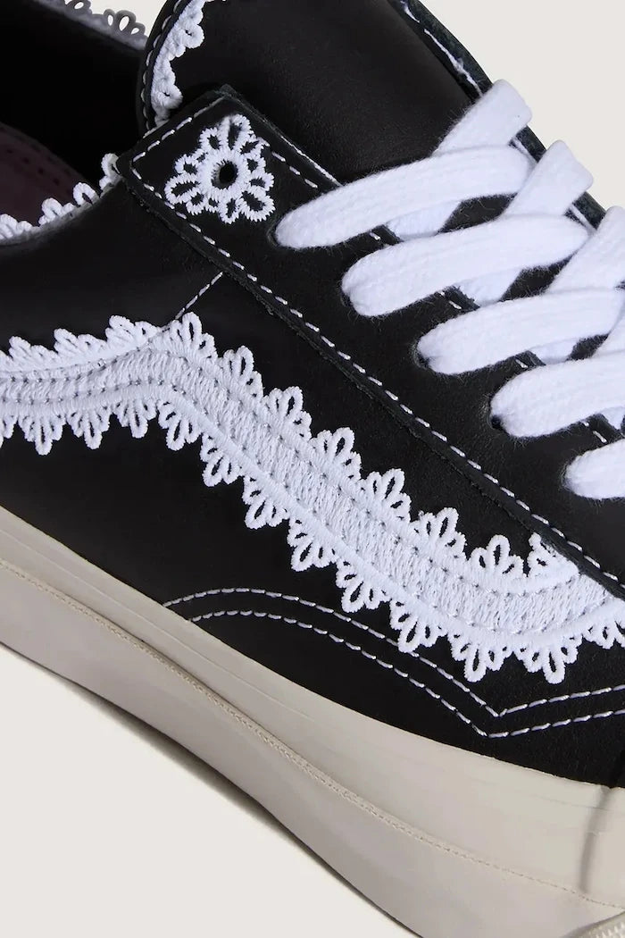 Vans LX Old Skool kadın deri düşük sneaker