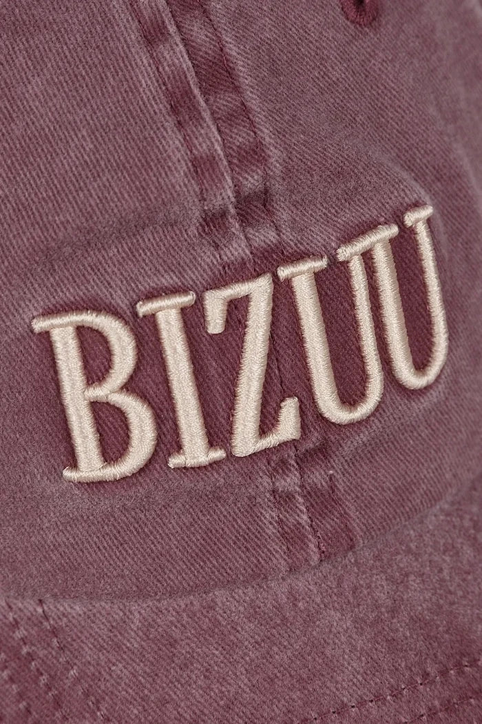 Памучна шапка с козирка Bizuu ZANE