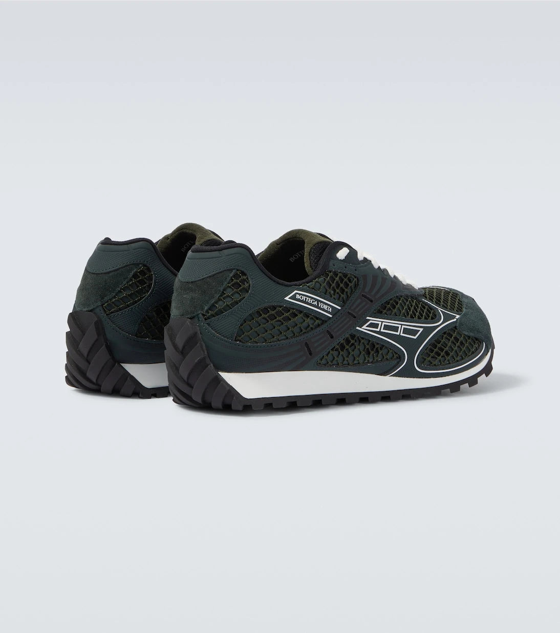 Bottega Veneta - حذاء رياضي Orbit مزين بالجلد السويدي