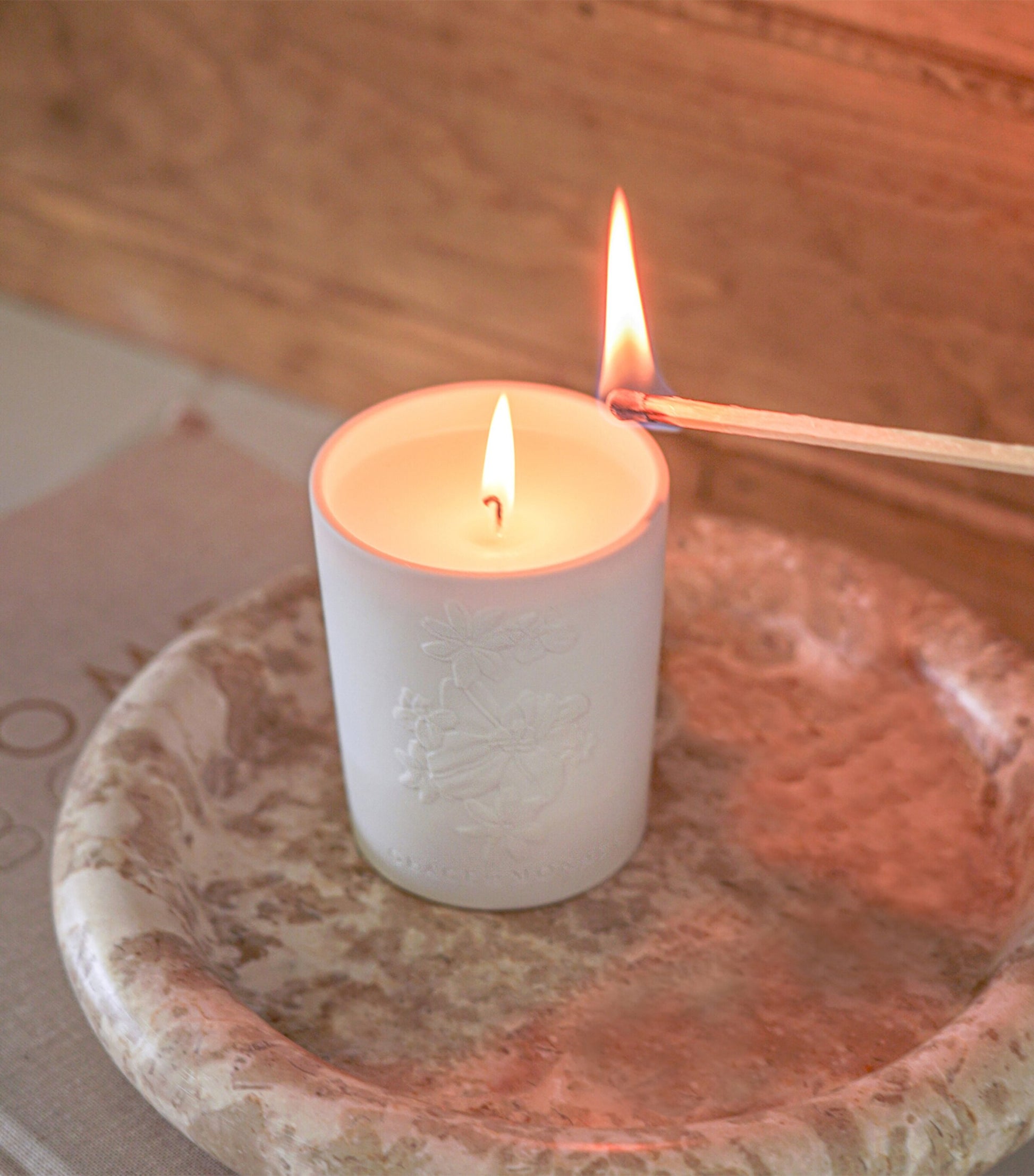 Small Promenade Sur Le Rocher Candle (250g)