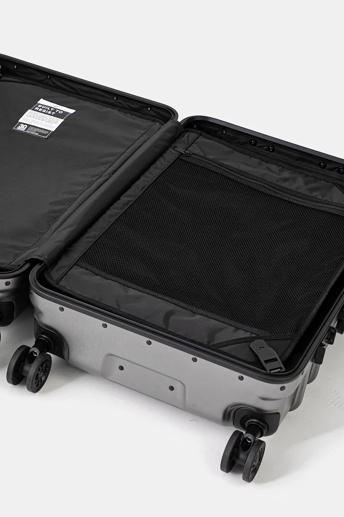 Куфар Eastpak Resist'R Case M 68,5x44,5x27 cm
