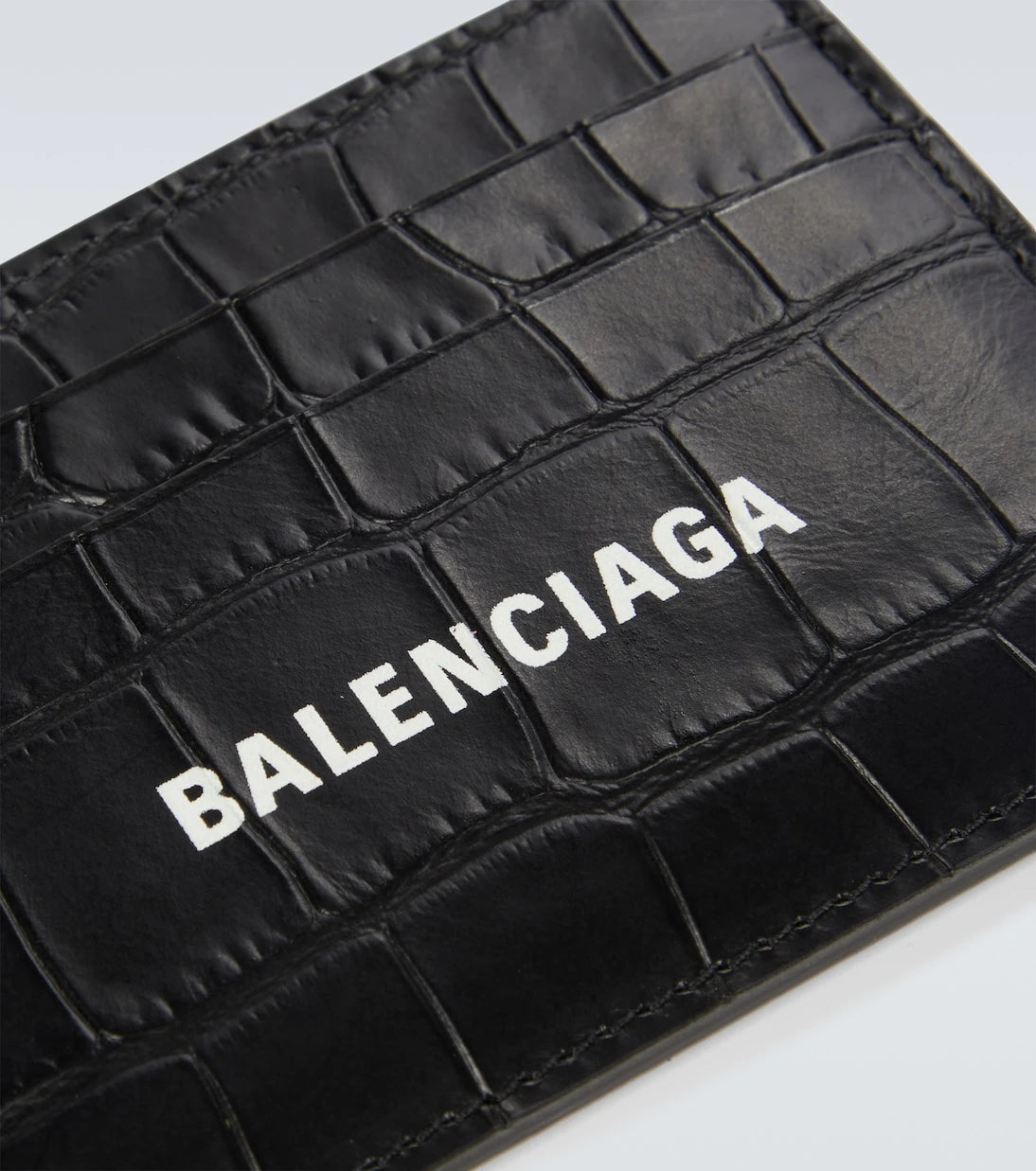Balenciaga - حامل بطاقات كاش بشعار