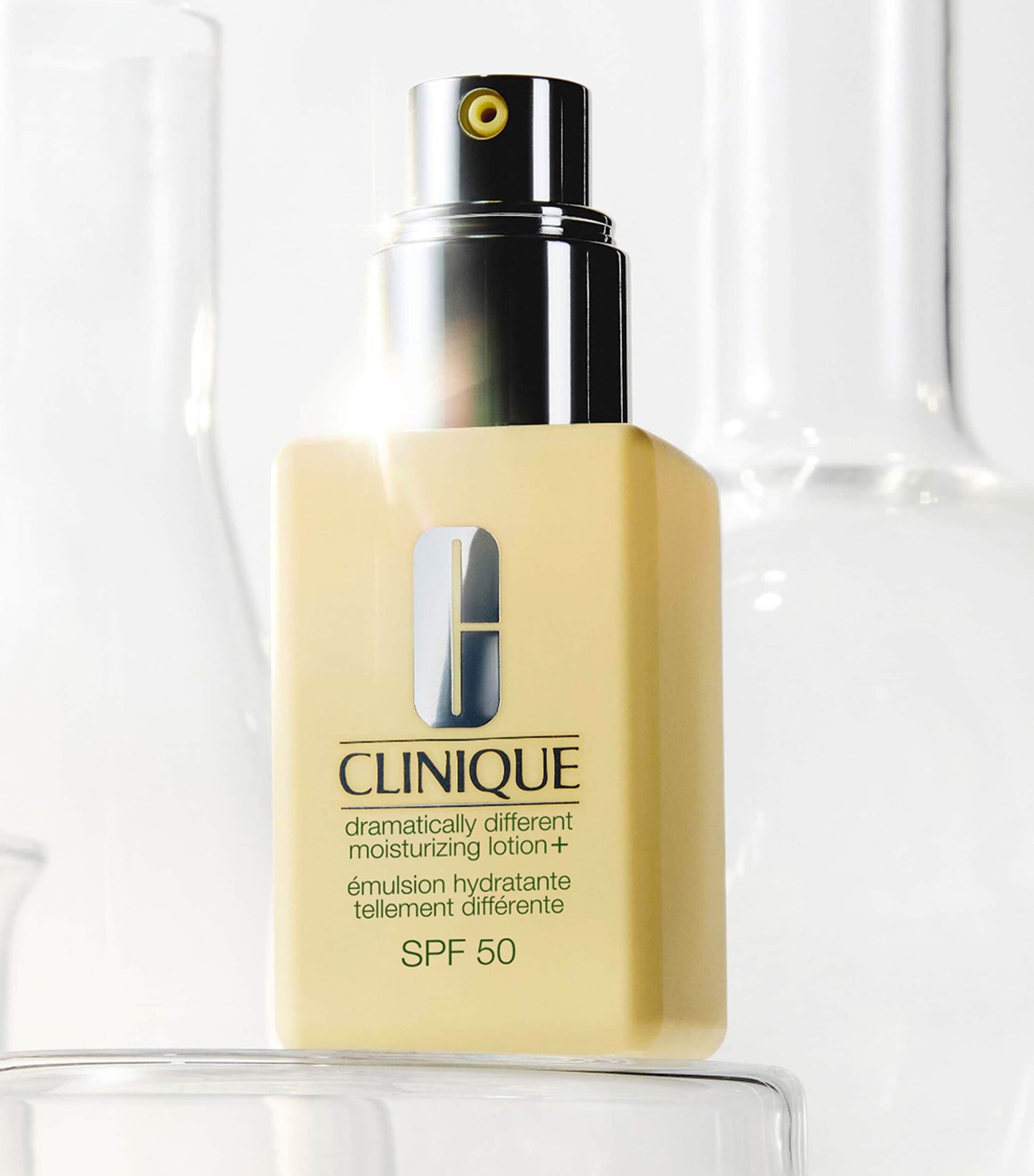 Clinique Dramatically Different Moisturizing Lotion SPF 50+ (50ml)